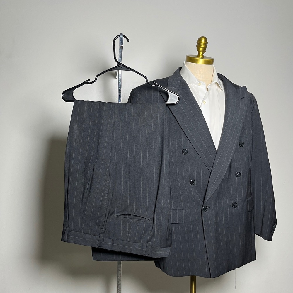 C&R Clothiers 2-Piece Suit Mens 44R W36 Charcoal Gray Pinstripe Double Breasted